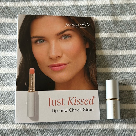jane iredale💋1-Mini Forever Pink Just Kissed Lip and Cheek Stain 1.3g 0.05 oz. - Picture 1 of 1